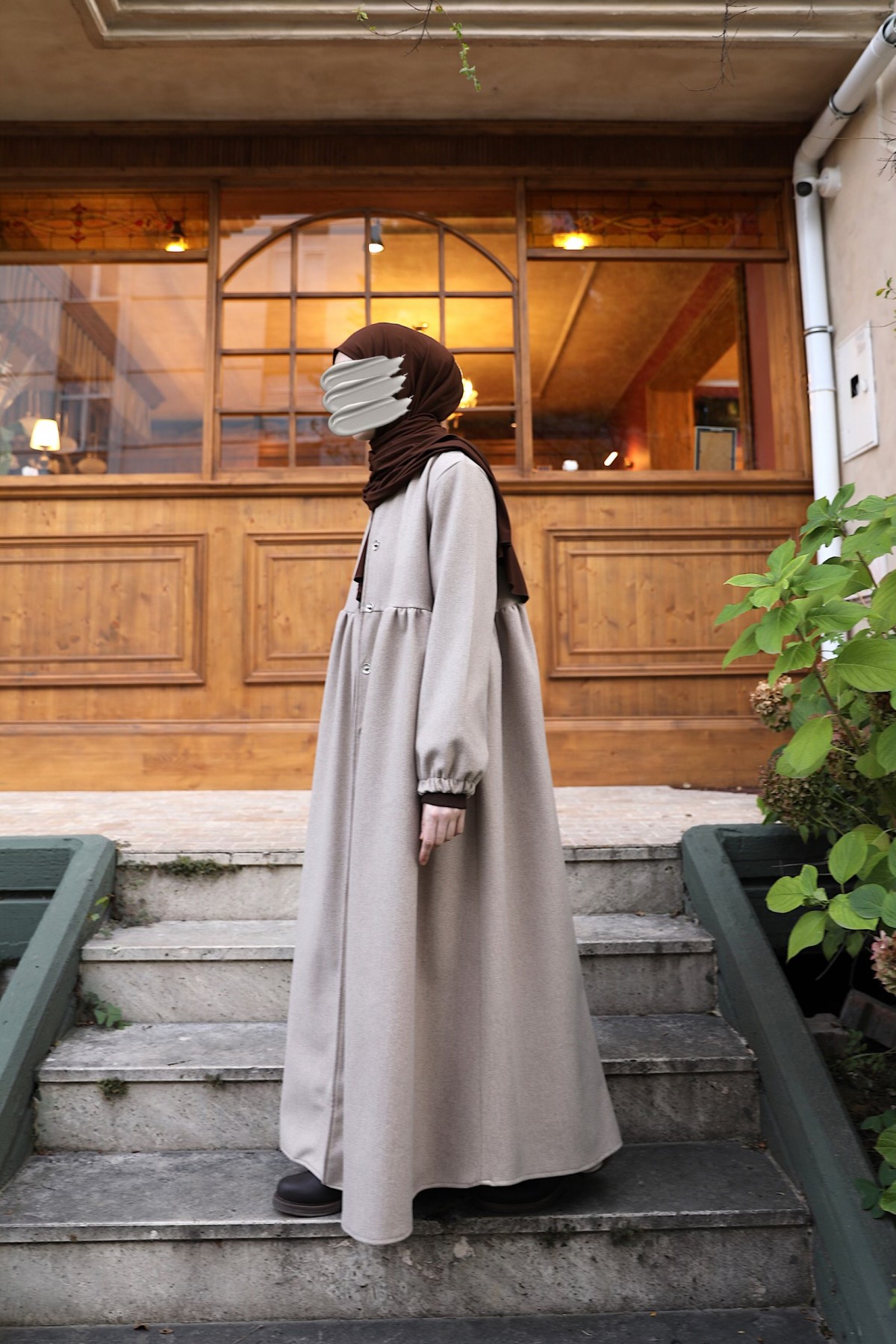 Kaşe Ahsen Kaban - Taş