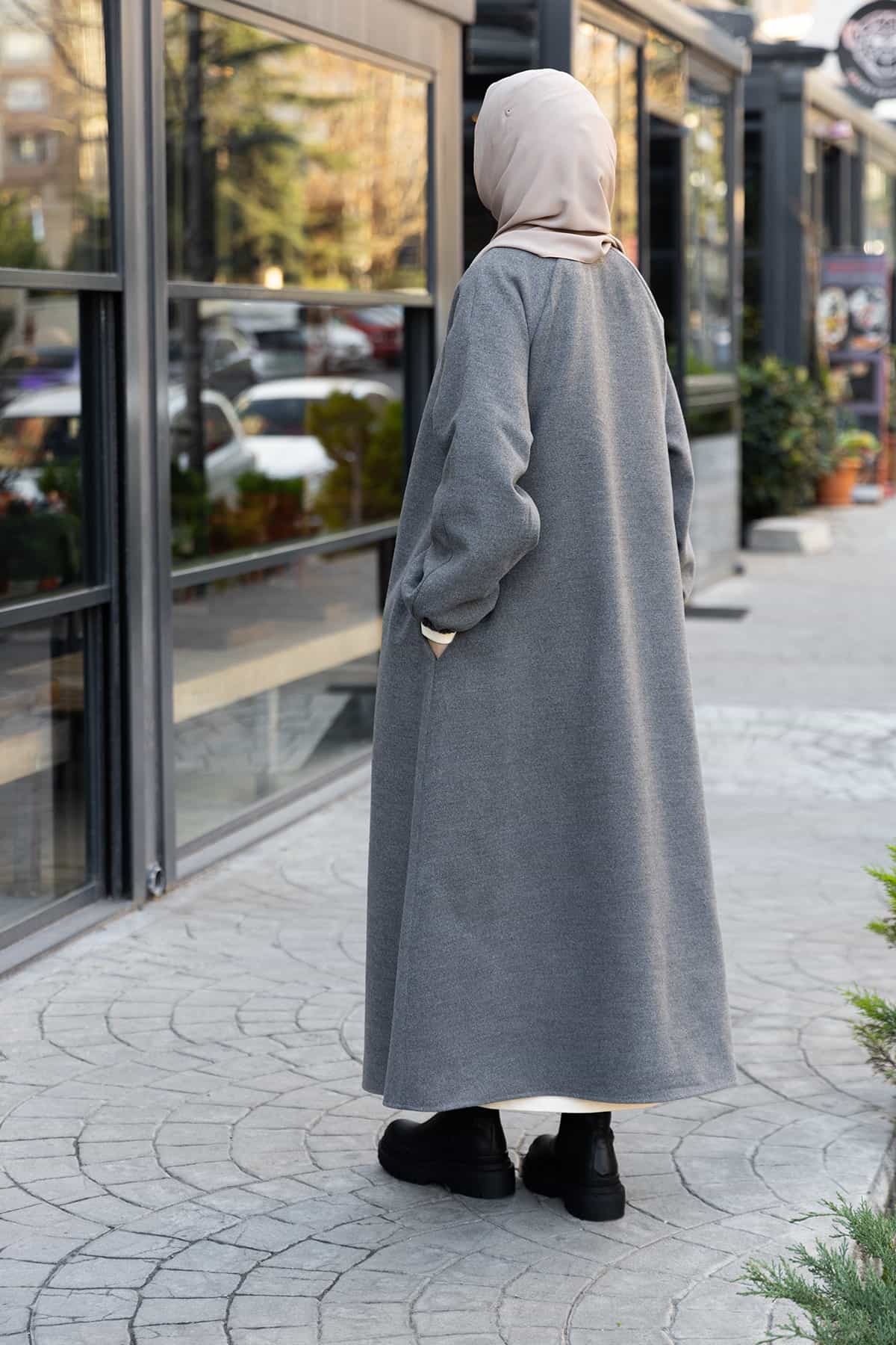 Sahra Kloş Kaban - Gri