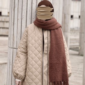 Kapitone Mont - Taş