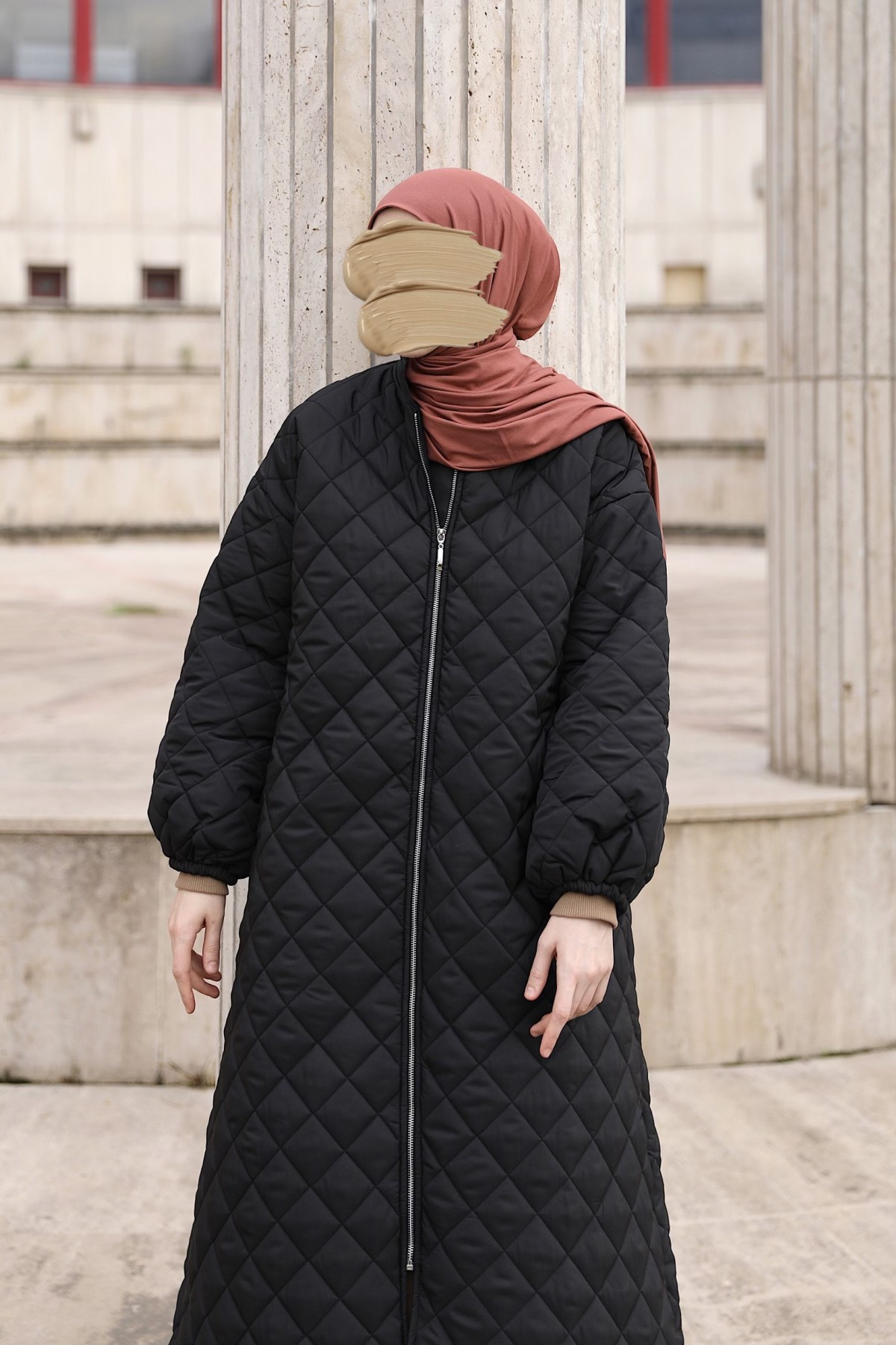 Kapitone Mont - Siyah