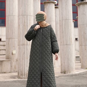 Kapitone Mont - Haki
