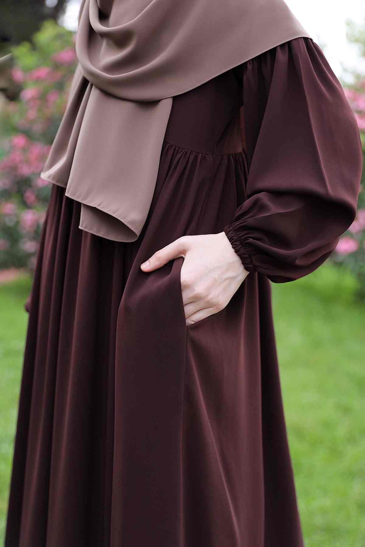 Rabia Elbise Ferace - Acı Kahve