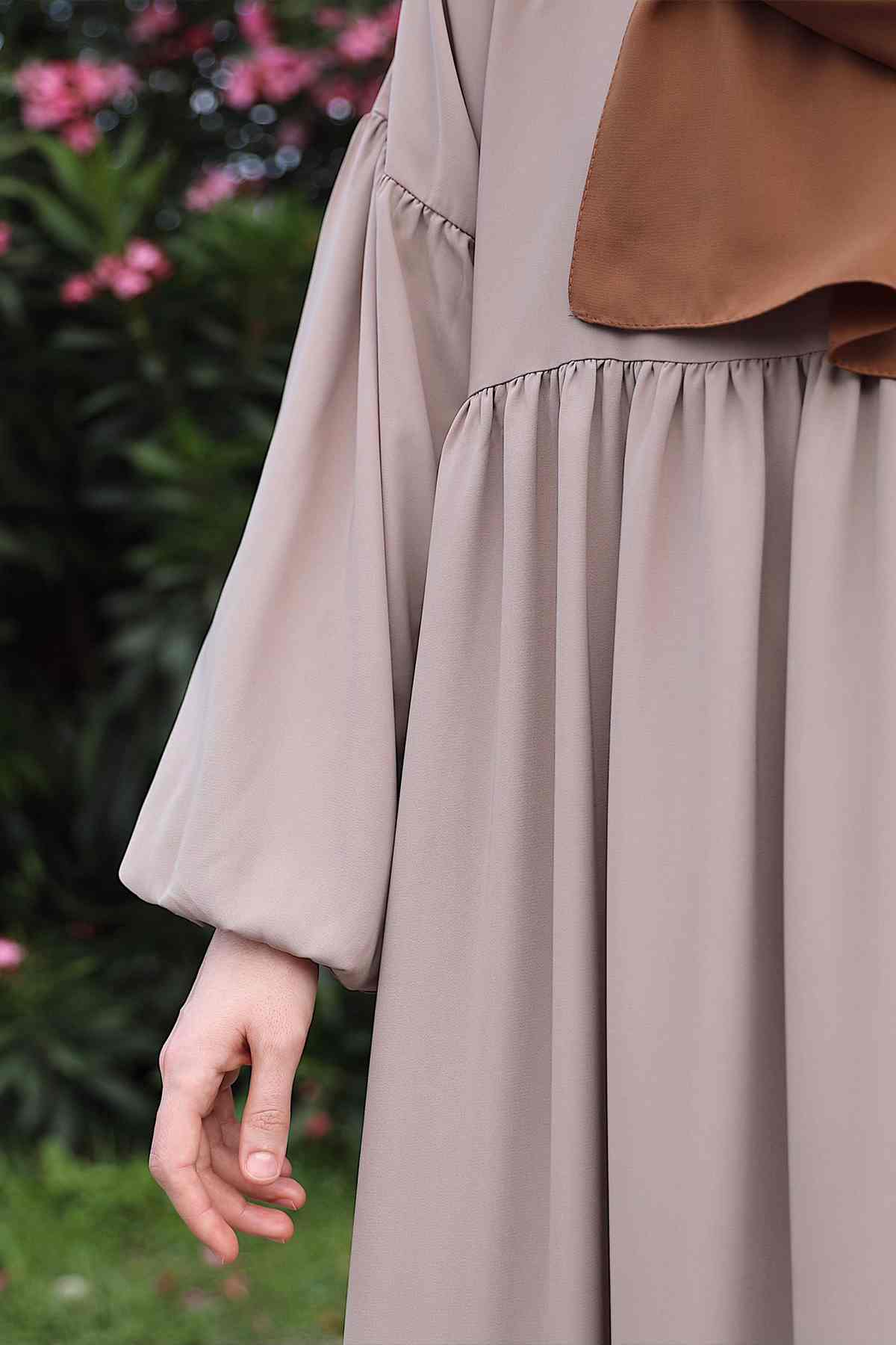 Rabia Elbise Ferace - Latte