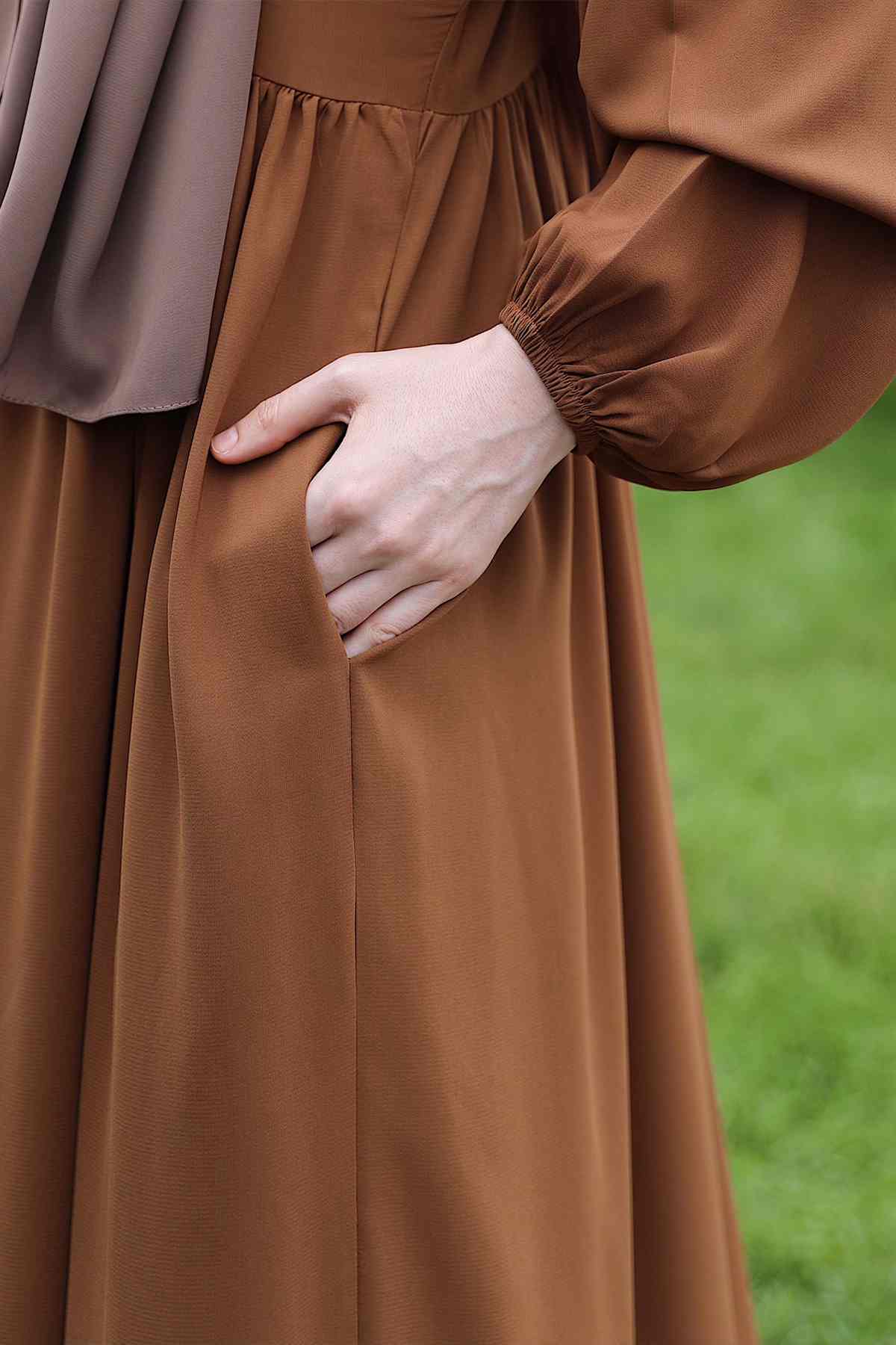 Rabia Elbise Ferace - Tarçın