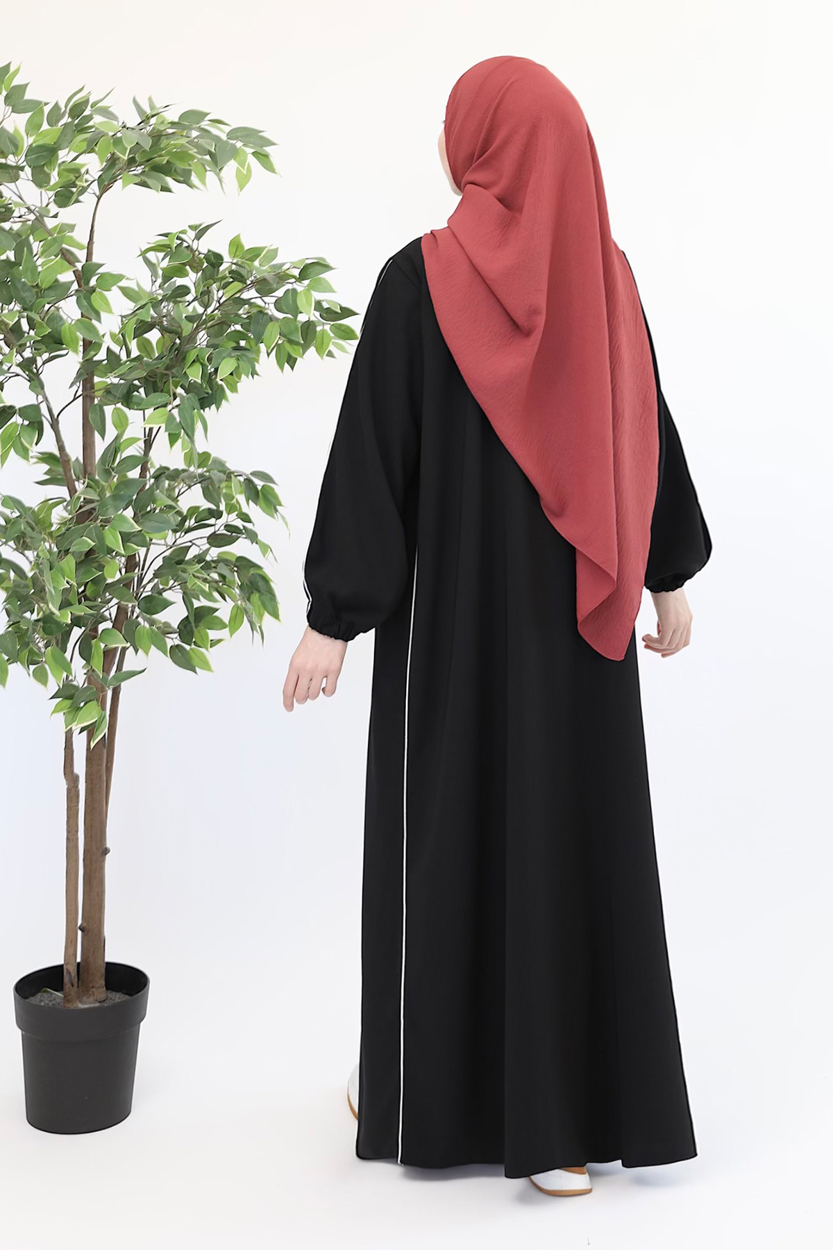 Suud Fermuarlı Ferace - Siyah